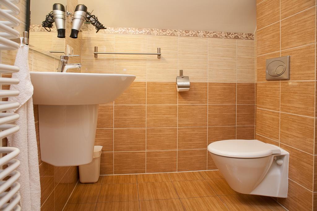 H31 Aparthotel Poznań Exteriör bild