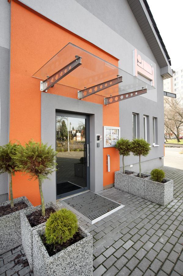 H31 Aparthotel Poznań Exteriör bild